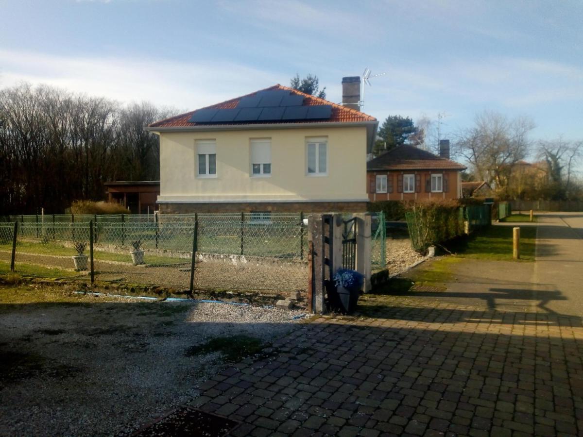 La maison écologique Batilly  Exterior foto